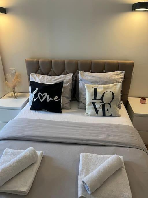 Appartement Paris Vue Tour Eiffel Trocadero מראה חיצוני תמונה