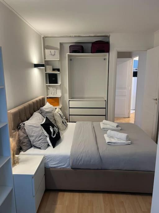Appartement Paris Vue Tour Eiffel Trocadero מראה חיצוני תמונה
