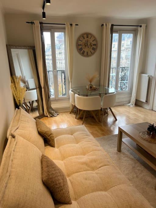 Appartement Paris Vue Tour Eiffel Trocadero מראה חיצוני תמונה